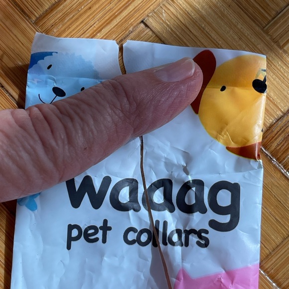 🌟HOST PICK!🌟🌹BN pet collar L adjustable, green OG packaging - Picture 9 of 9